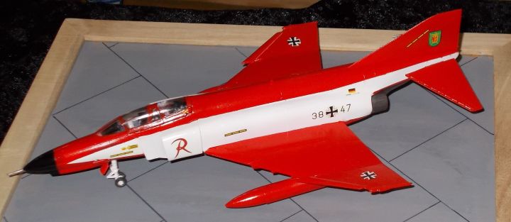 F-4F_02.jpg