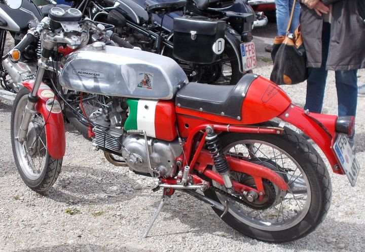 Aermacchi_01a.jpg