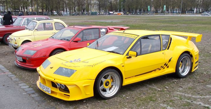 Alpine_A310_03a.jpg