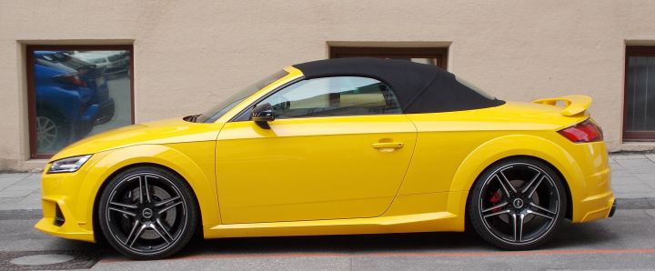 Audi_TT_02a.jpg