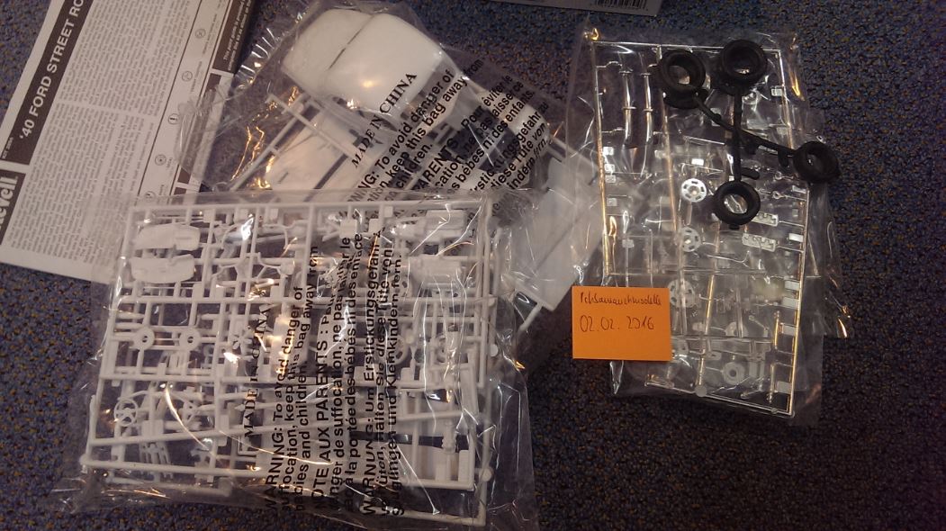 Bausatzinhalt - eingeschweißt