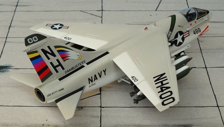 A-7E_03x.jpg