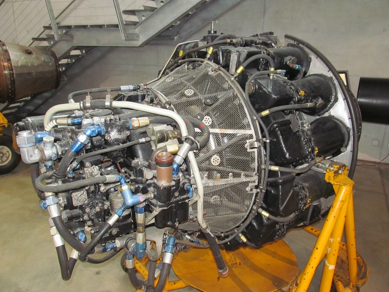 zz_Allison J-33 (3).jpg