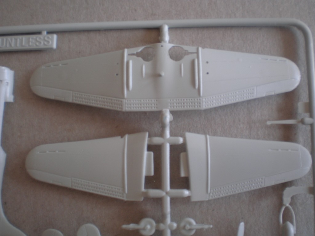 Dauntless 1:144