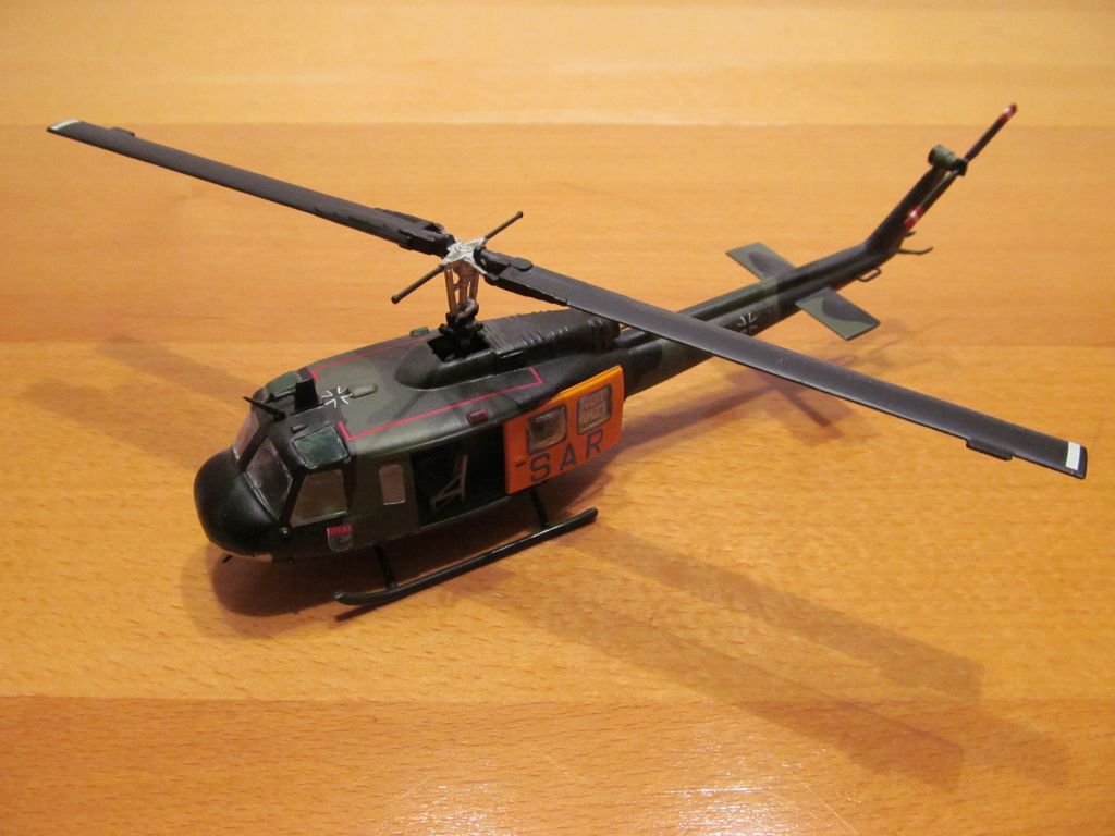 Bell UH-1D 72 (3)-small.jpg