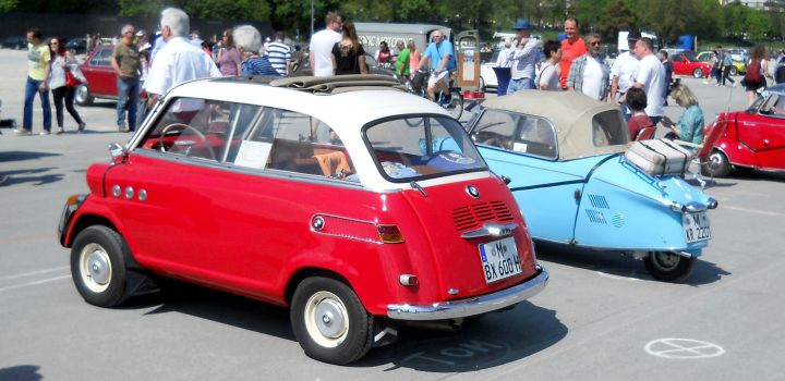 2018_BMW_Isetta_01.jpg