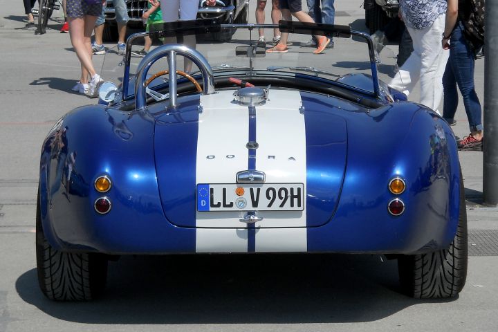 2018_AC_Cobra_01b.jpg