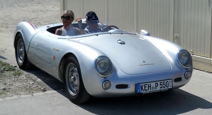 2018_Porsche_550_01a.jpg