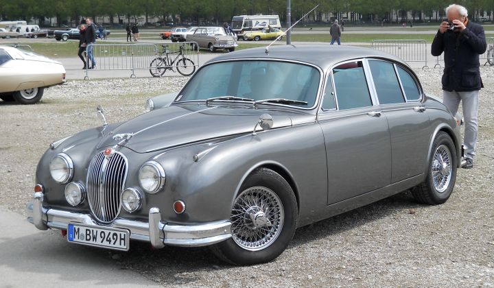 2017_Jaguar_MK2_01a.jpg