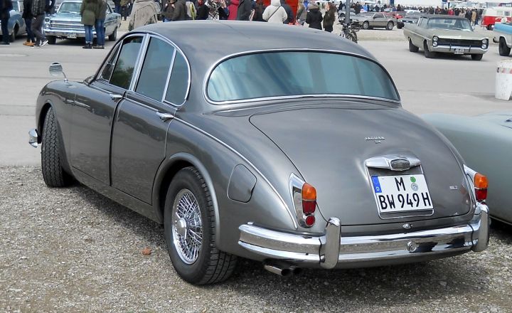 2017_Jaguar_MK2_01d.jpg