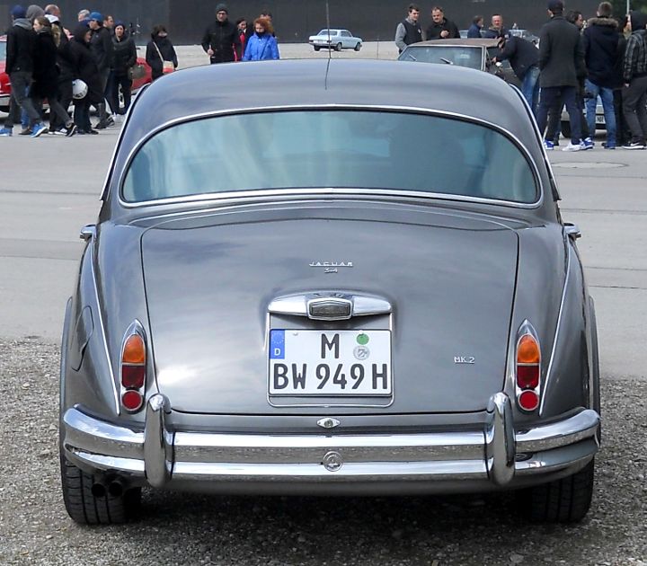 2017_Jaguar_MK2_01e.jpg