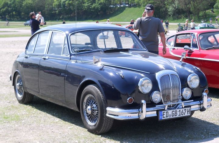 2018_Daimler_01a.jpg
