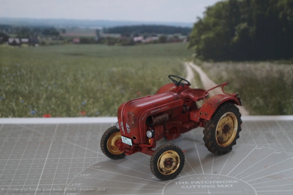 Mini-Diorama für Porsche Junior 108 Traktor 07820-0001.jpg