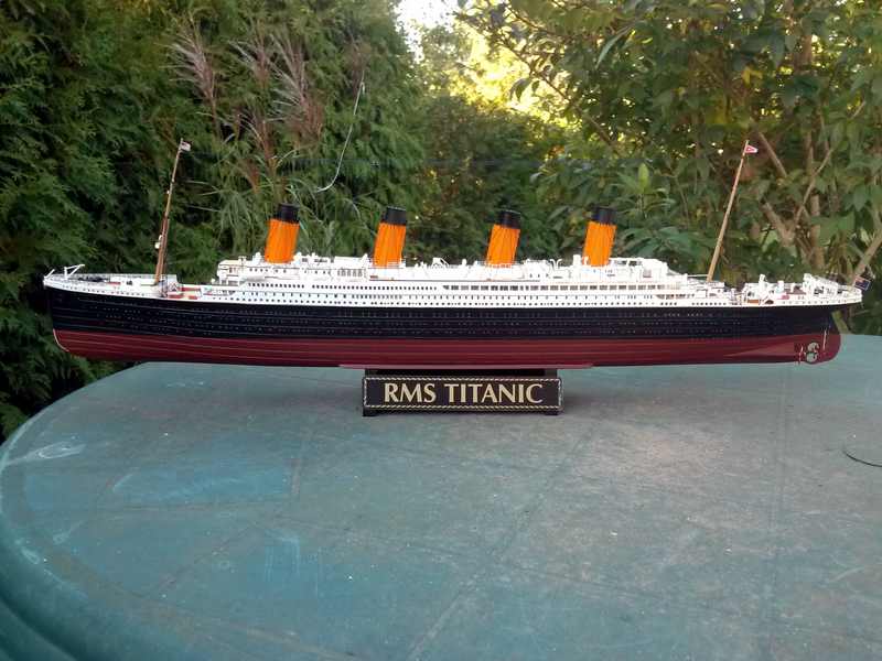 comp_Titanic 2.jpg