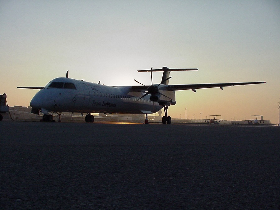 DHC-400.jpg