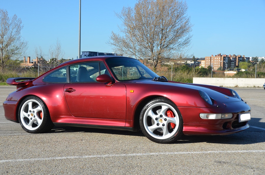 Porsche 911 turbo 3.jpg