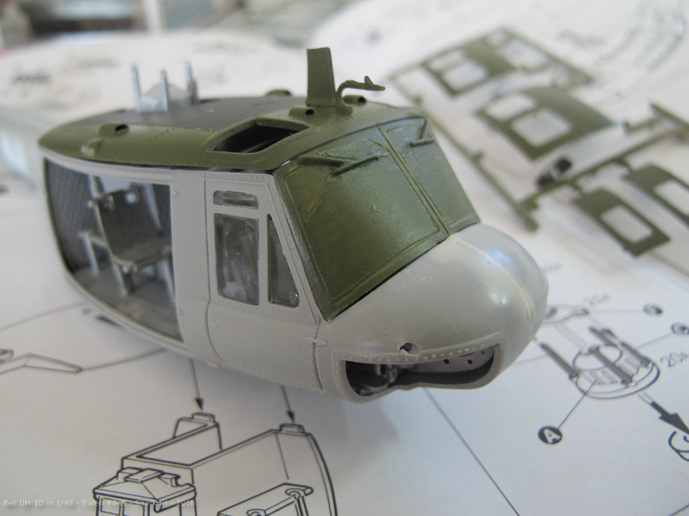 Bell UH-1D Italeri 849 -0025.jpg