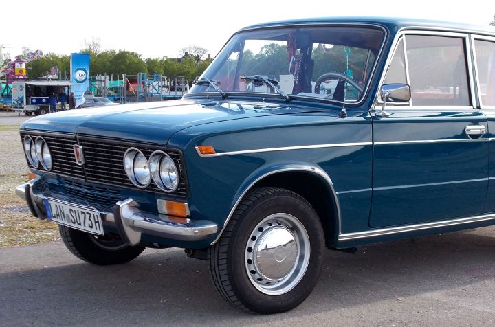 2019_Lada_01a.jpg