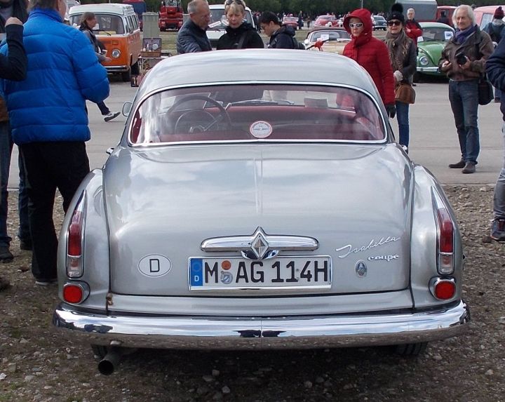 2019_Borgward_Isabella_Coupe_02.jpg