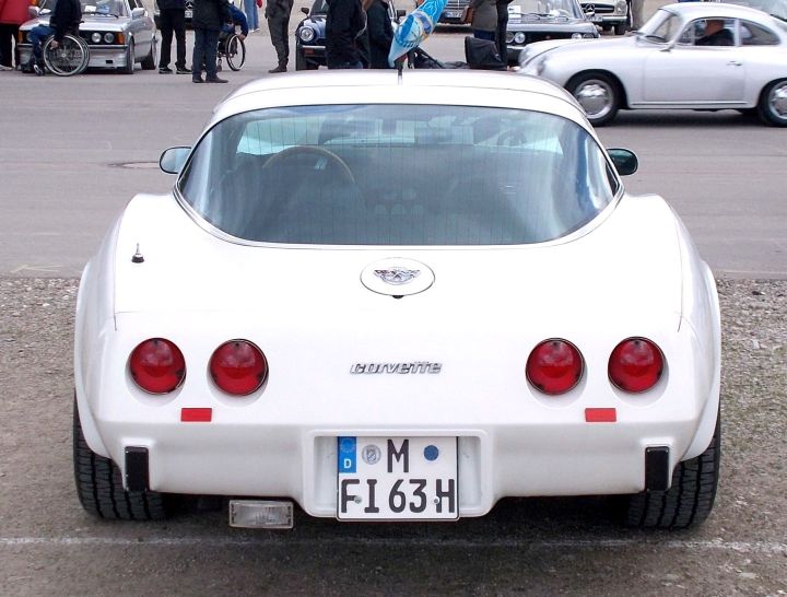 2019_Corvette_07c.jpg