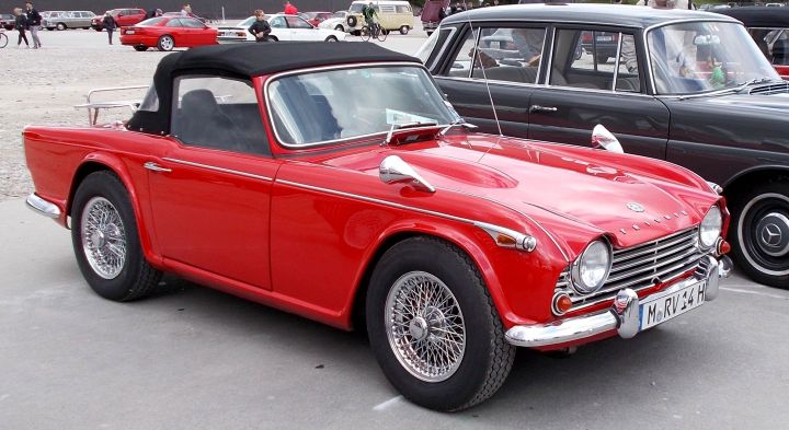 2019_Triumph_TR4A_01a.jpg