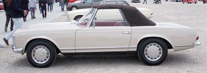 2019_Mercedes_SL_05a.jpg