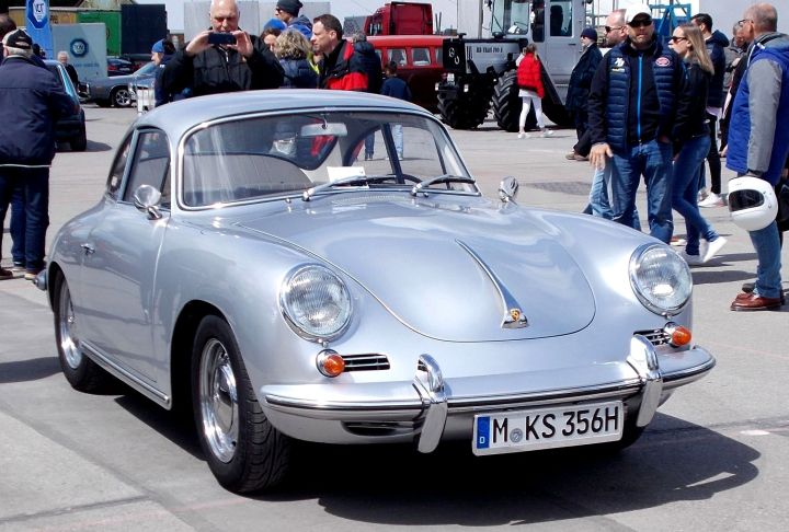 2019_Porsche_356_04a.jpg