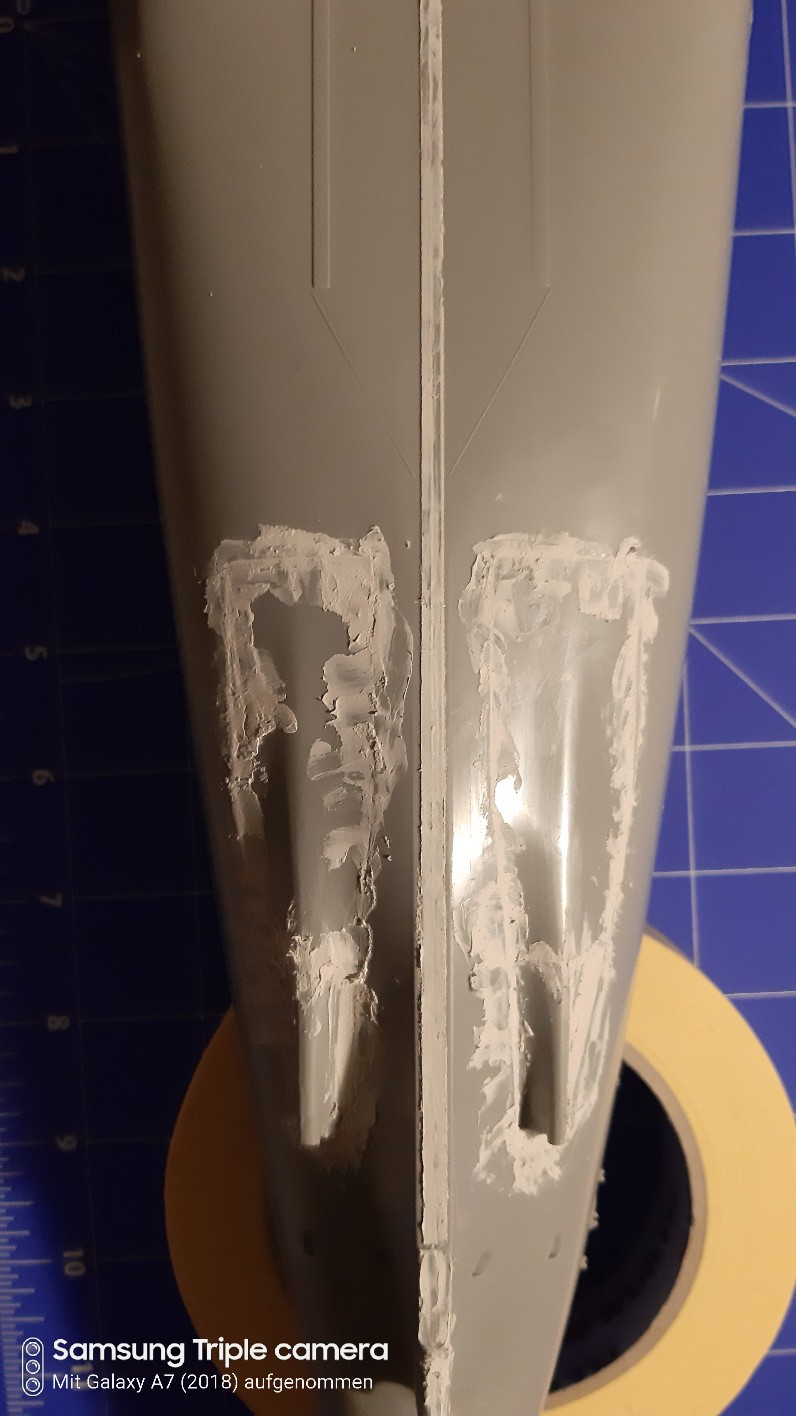 20191124_201716-796x1416.jpg