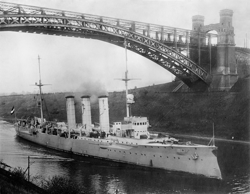 SMS_Dresden_German_Cruiser_LOC_16727-2.jpg