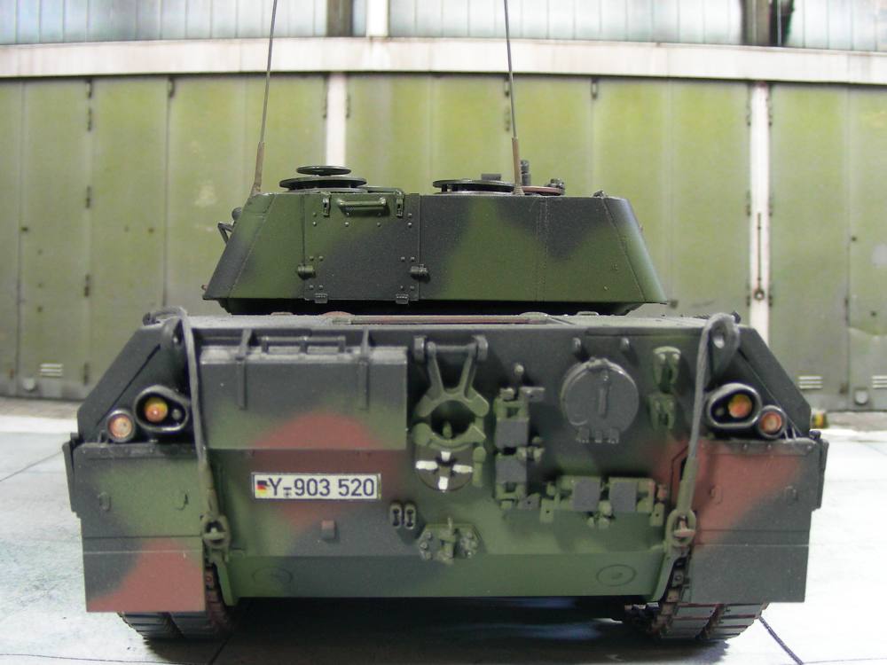 Leo1A3L-06.JPG