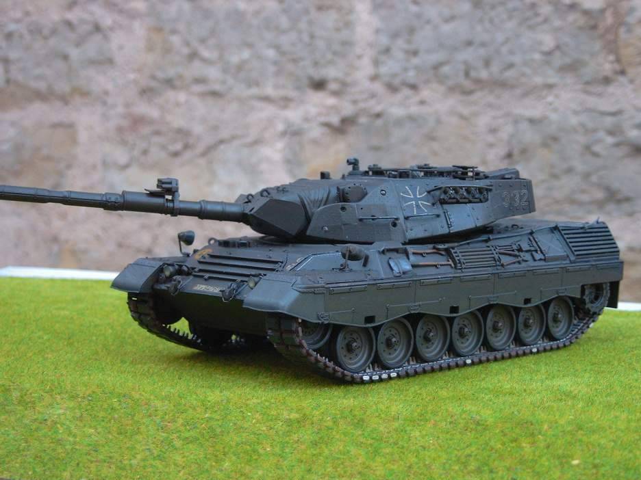Leo1A1A1-002.jpg
