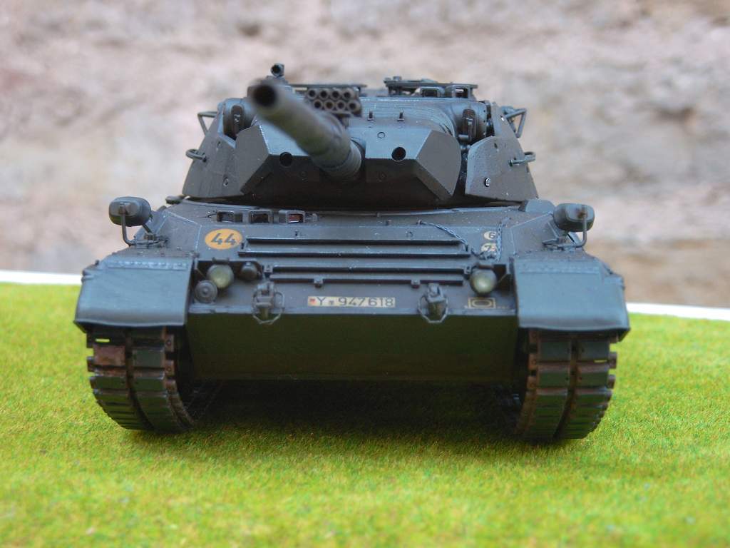 Leo1A1A1-003.jpg