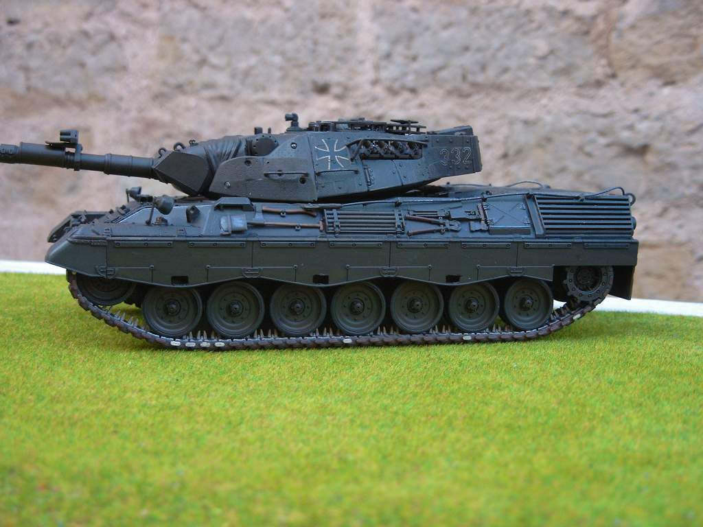 Leo1A1A1-007.jpg
