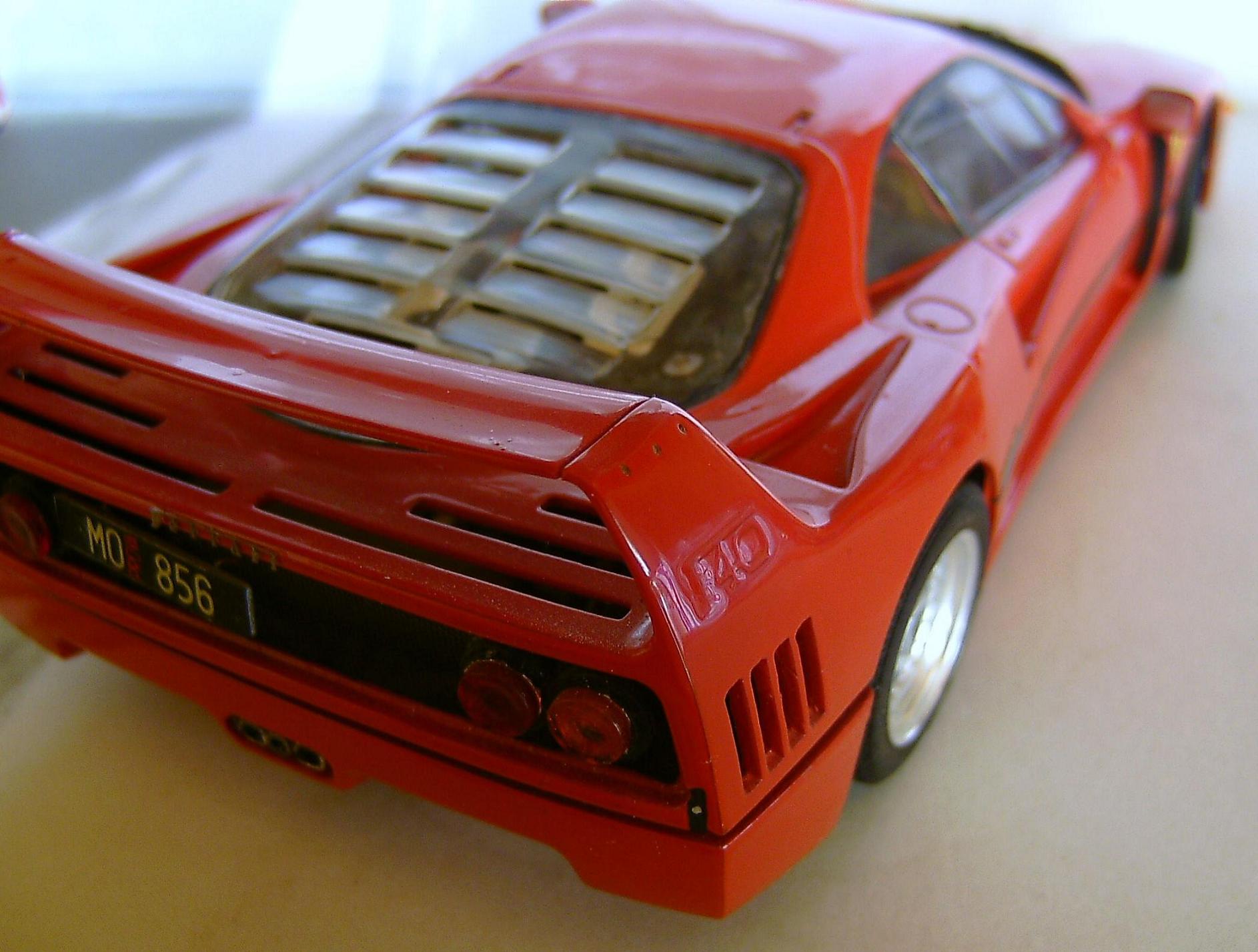 F 40 (4).JPG