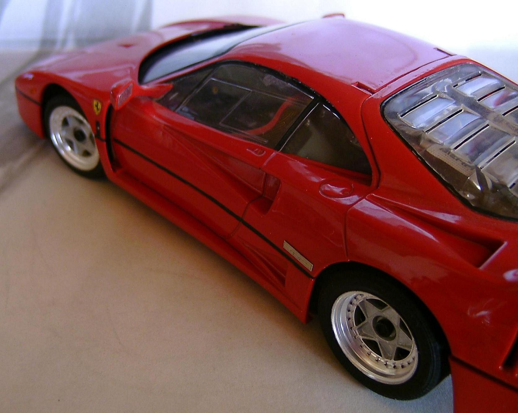 F 40 (6).JPG