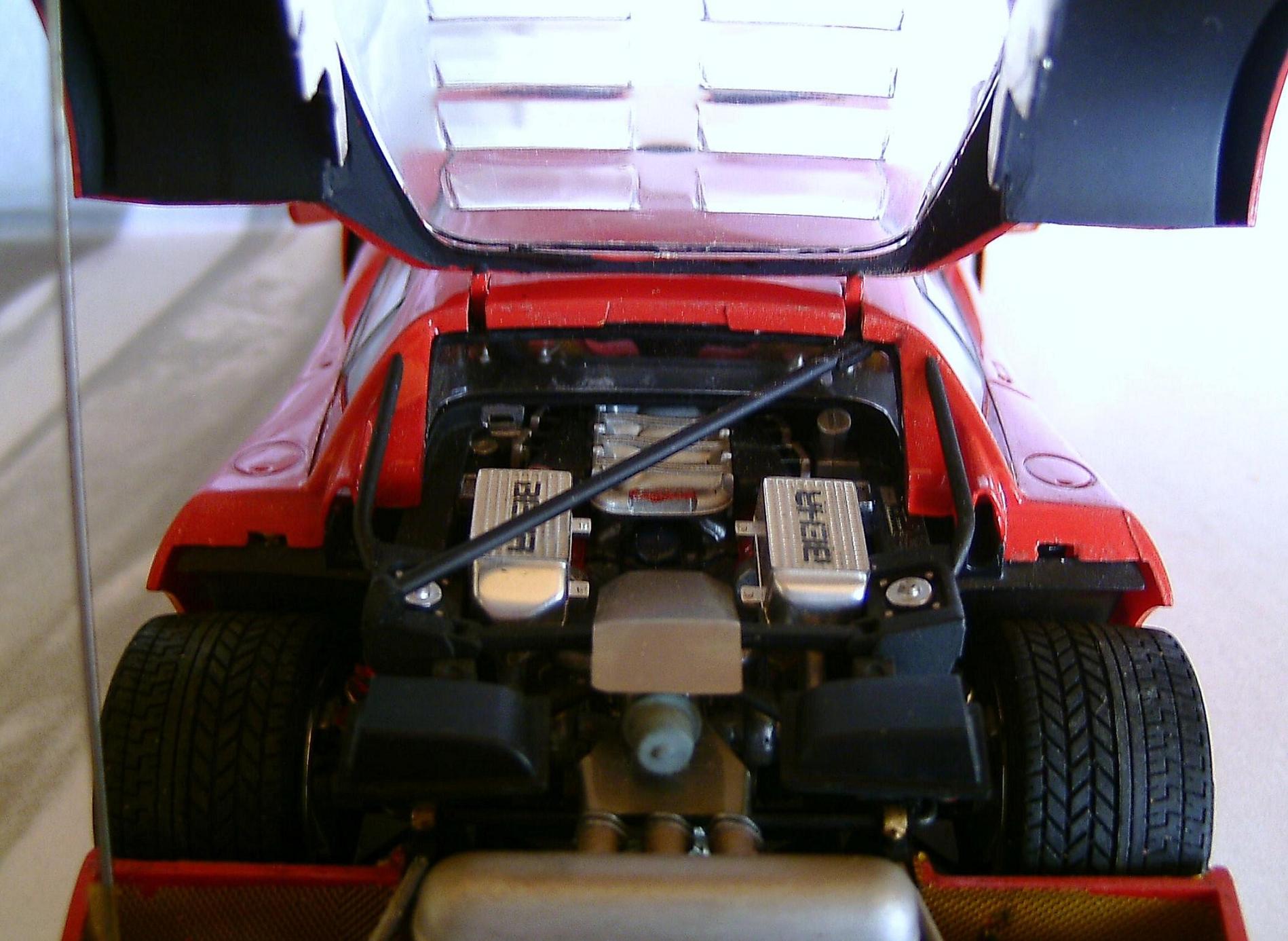 F 40 (10).JPG