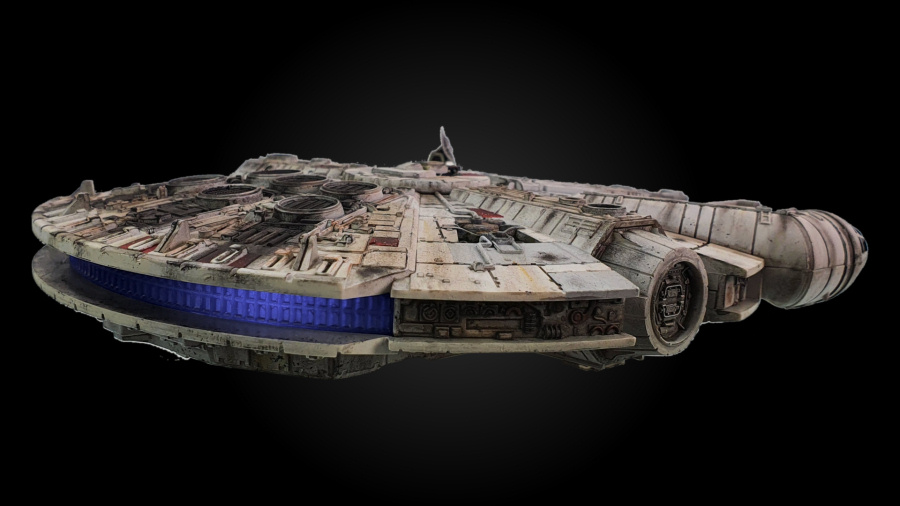 Star_Wars_Falcon_04.jpg