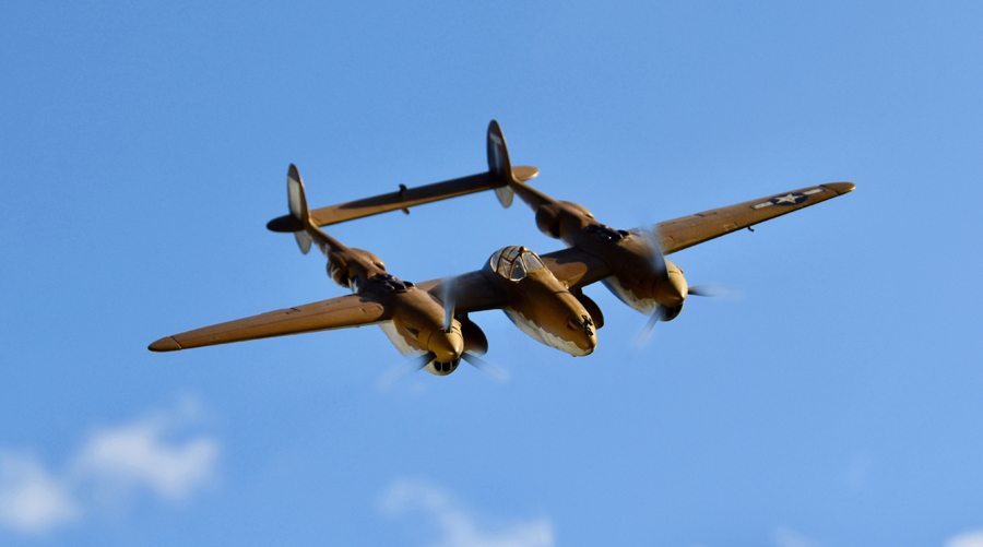 07 P-38 Lightning.jpeg