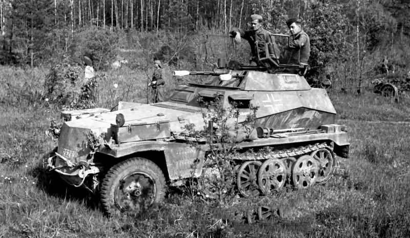 SdKfz_250-9_halftrack.jpg