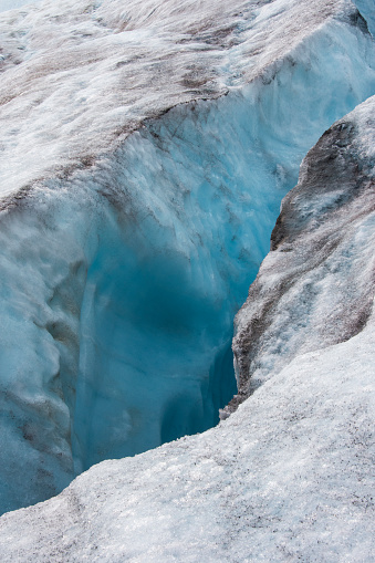 istockphoto-975289888-170667a.jpg