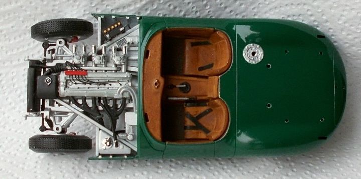 Jaguar_XKSS_04.jpg