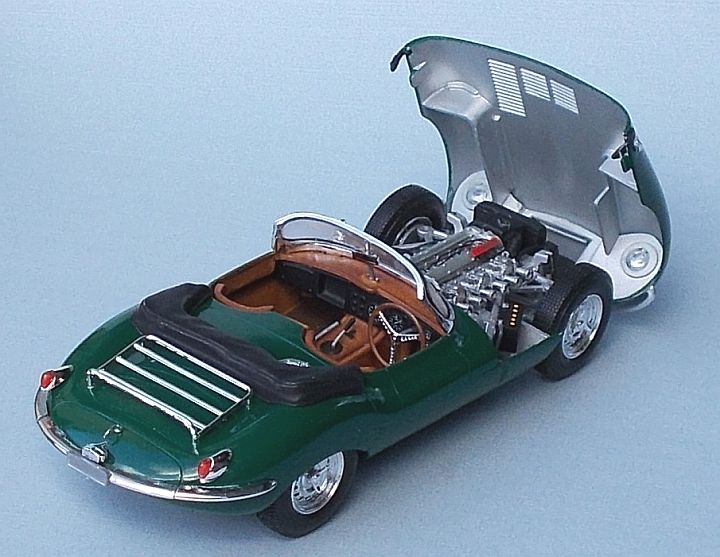 Jaguar_XKSS_17.jpg