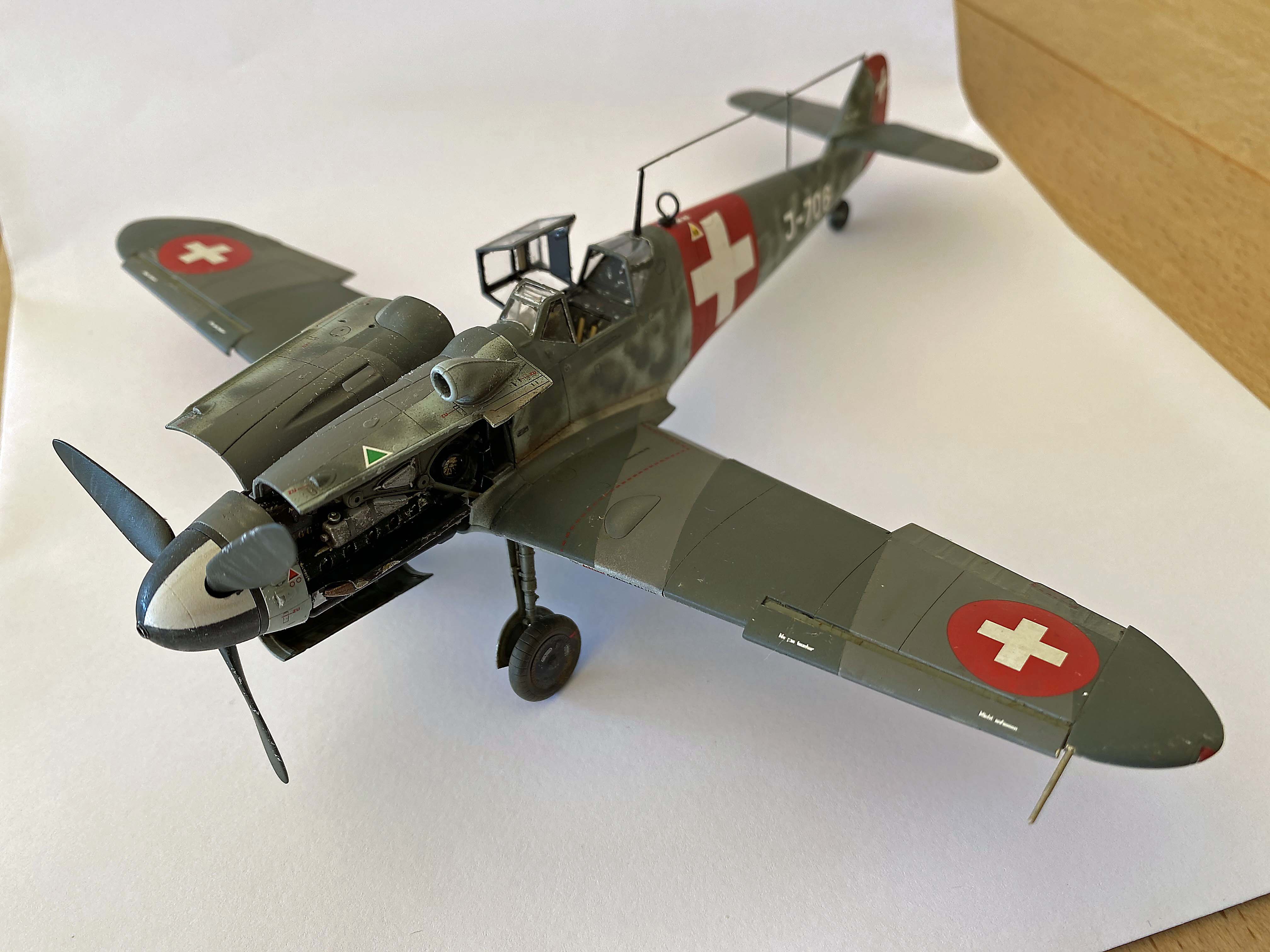 BF109G_F_Vorne_Oben.jpg