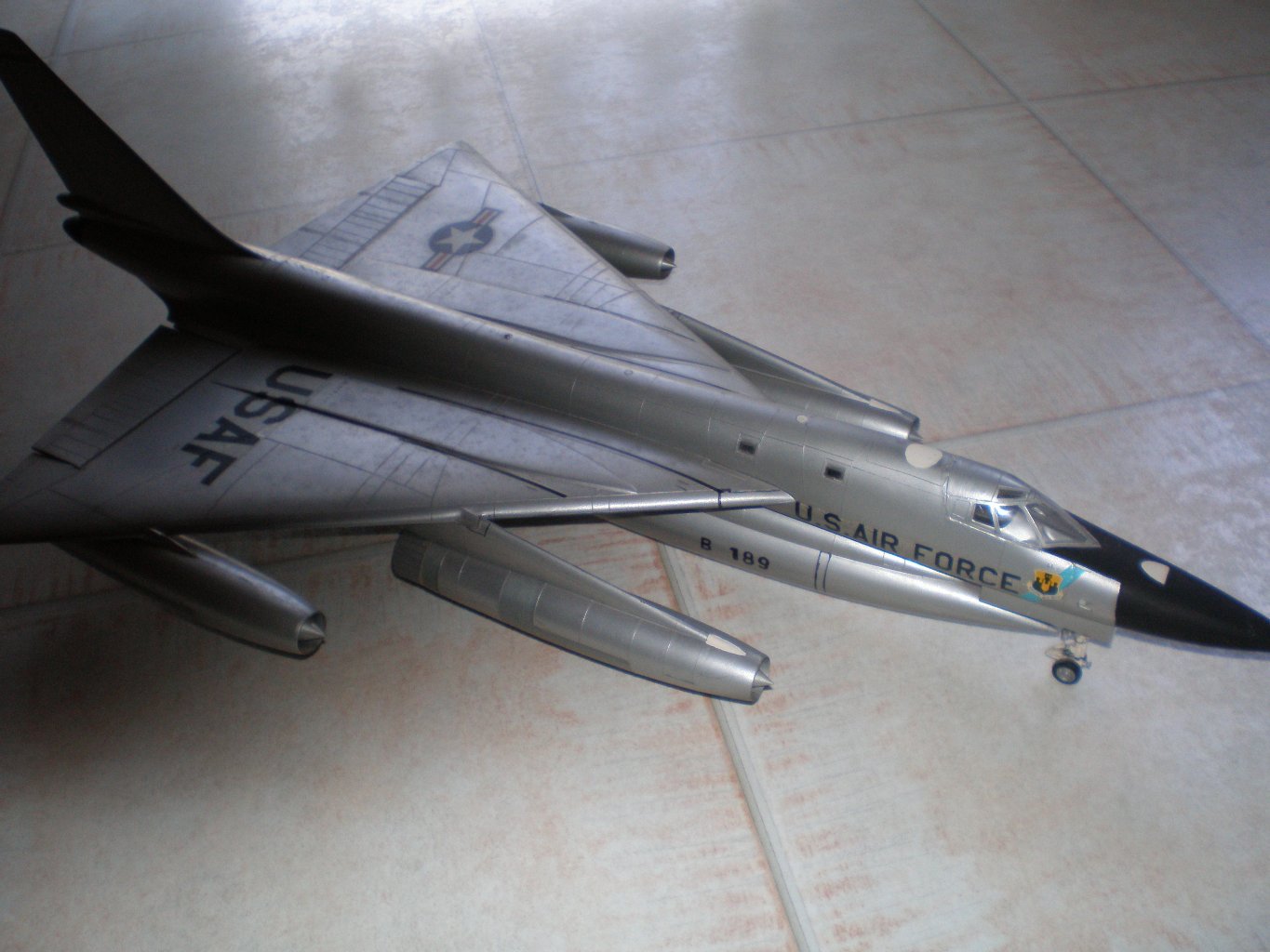 B-58 Hustler ...Baugrösse 1:48 -- Früherer Hersteller Monogramm