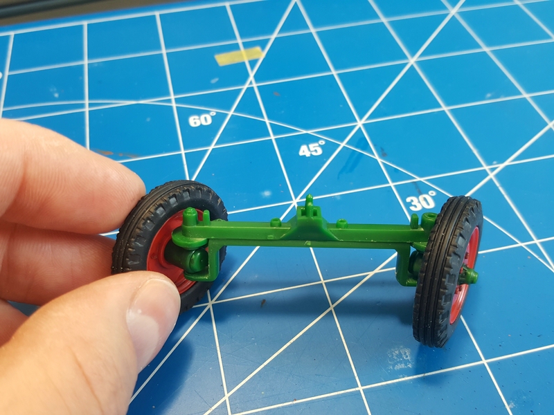 Revell Deutz D30 (29)_klein.jpg
