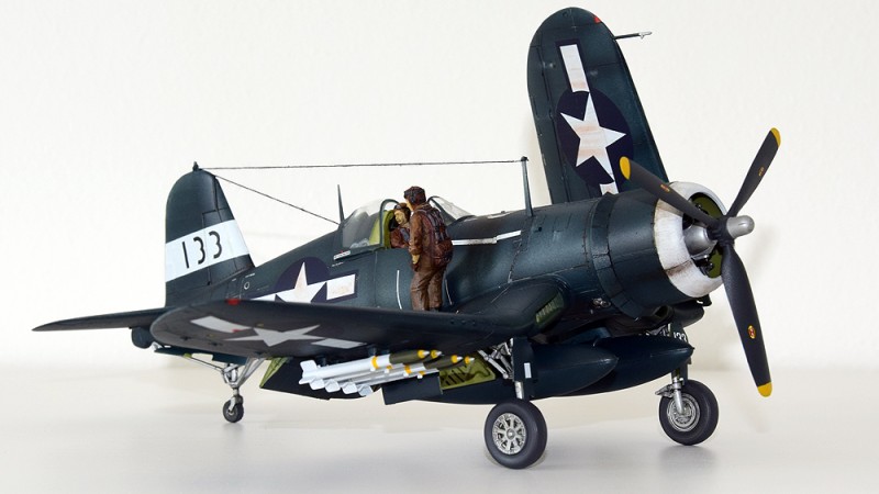 Vought F4U-1D Corsair(4).jpg