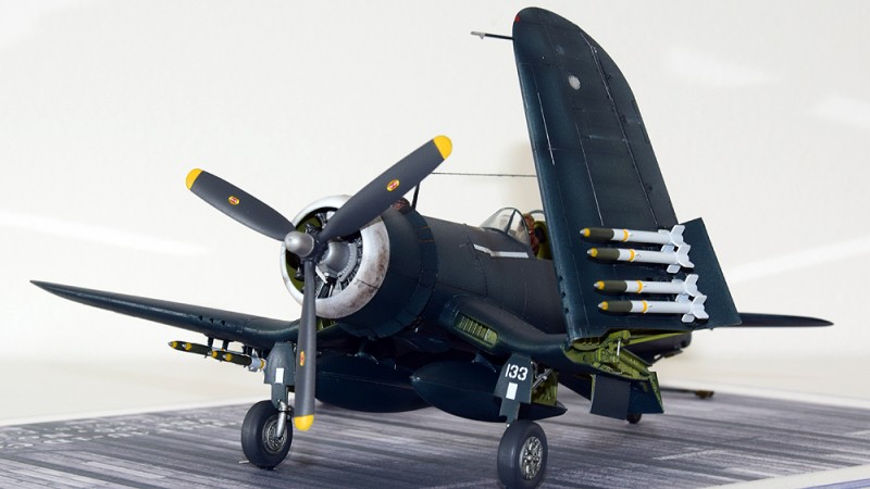 Vought F4U-1D Corsair(52).jpg