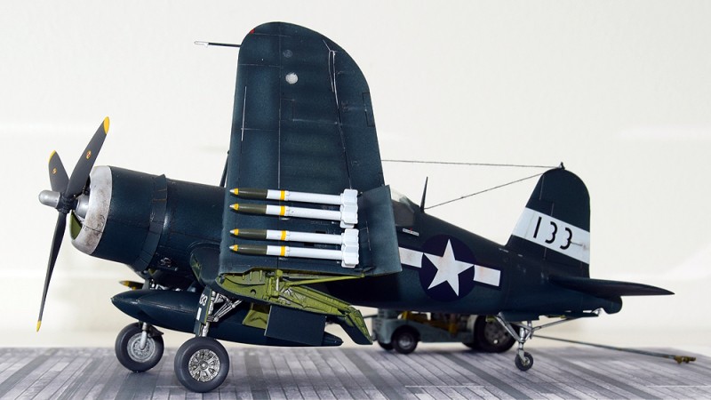 Vought F4U-1D Corsair(55).jpg