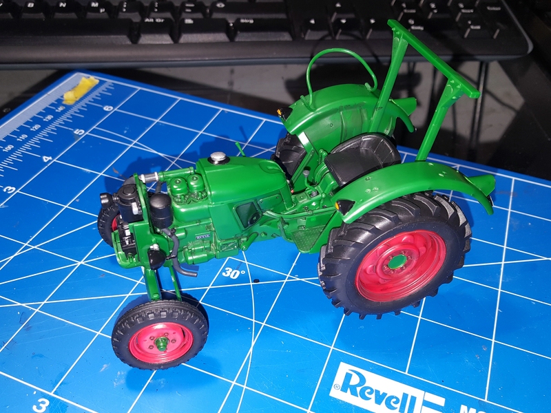 Revell Deutz D30 (55)_klein.jpg