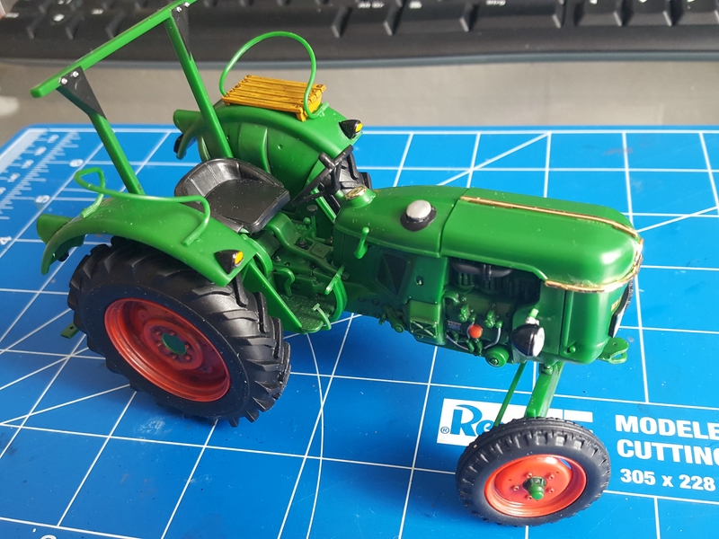 Revell Deutz D30 (59)_klein.jpg